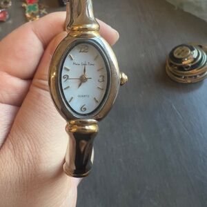 Main Line Time Watch Stainless Steel Back B1576Quartz Women’s Watch Need Battery